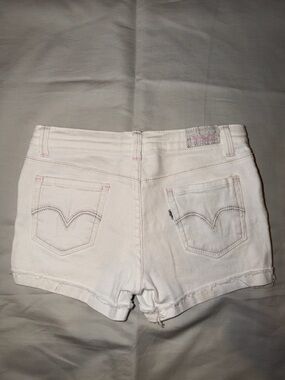 Levi's White Denim Kids Shorts with Pink Stitching
